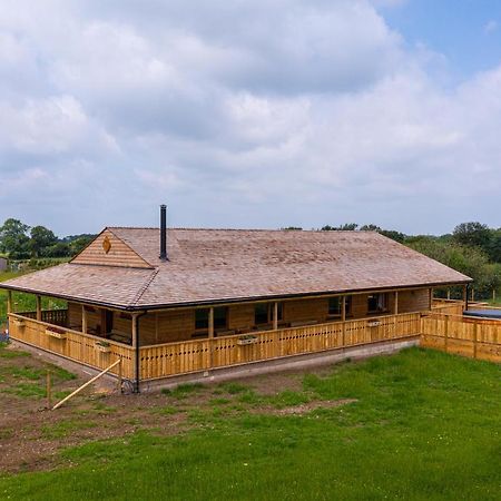 Luxury Log Cabin With A Hot Tub Stone  Luaran gambar